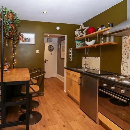 Tranquil District Village Apartament *